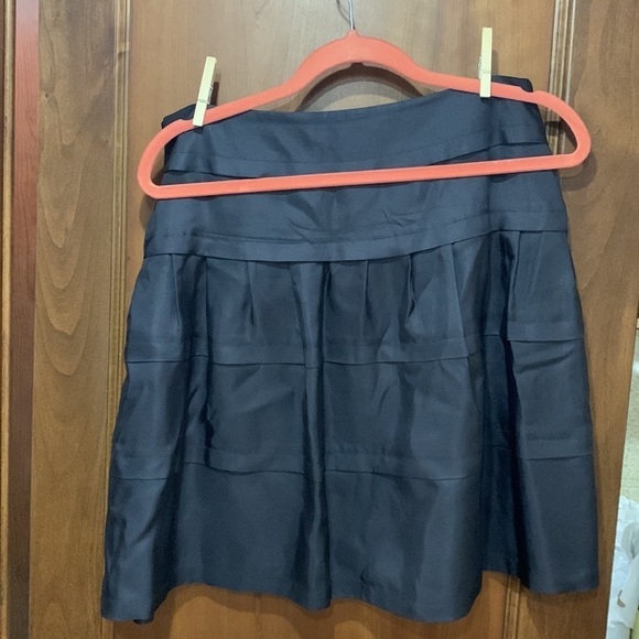 Victor Alfaro grey silk skirt size 10 - Picture 2 of 4